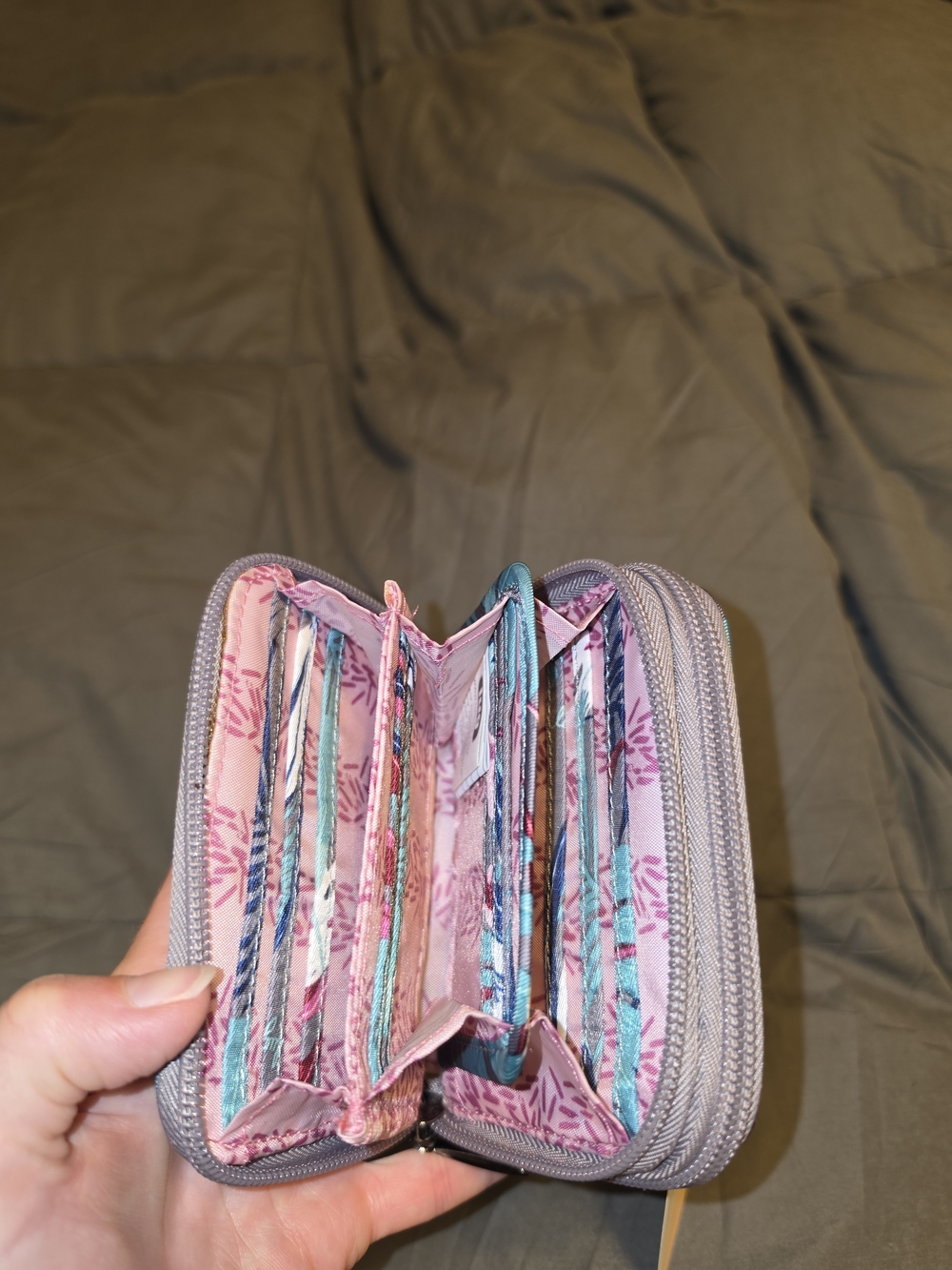 Lug Splits Compact Wallet In Botanical Multi - Picture 5 of 8